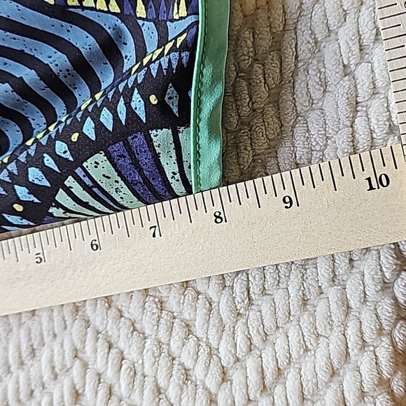 Vissla Swim Trunks Men’s 28 Board Shorts Sustainable surf water ski sports - Picture 6 of 9